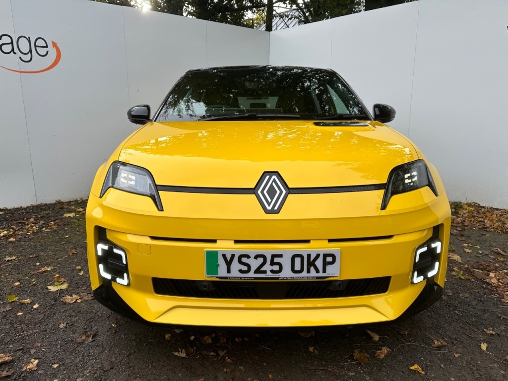 Used Renault 5 2025 for sale - 76405791: Photo 2