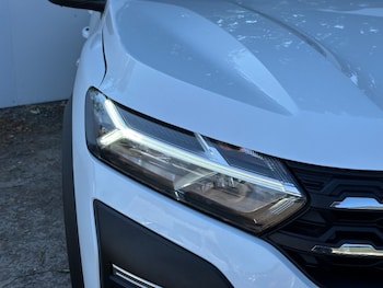 Used Dacia Sandero Stepway 2022 for sale - 78886482: Photo