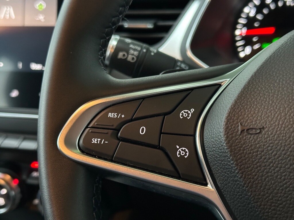 Used Renault Captur 2021 for sale - 76266346: Photo 22