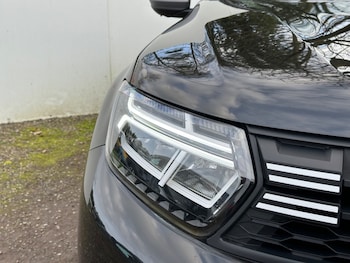 Used Dacia Duster 2023 for sale - 78413130: Photo