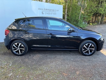 Used Volkswagen Polo 2019 for sale - 77878750: Photo