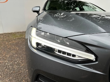 Used Volvo V90 2019 for sale - 76068212: Photo