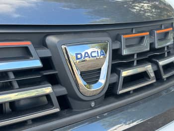 Used Dacia Duster 2023 for sale - 79408810: Photo