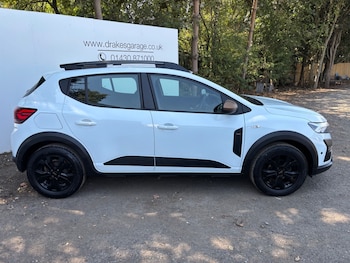 Used Dacia Sandero Stepway 2023 for sale - 79460684: Photo