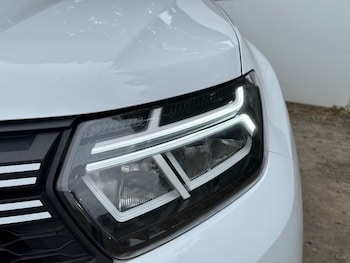 Used Dacia Duster 2024 for sale - 79166048: Photo