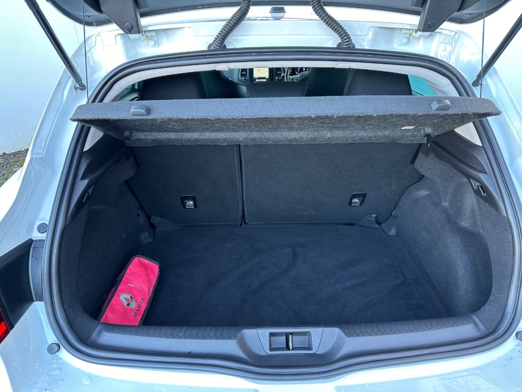 Used Renault Megane 2019 for sale - 76598816: Photo 19