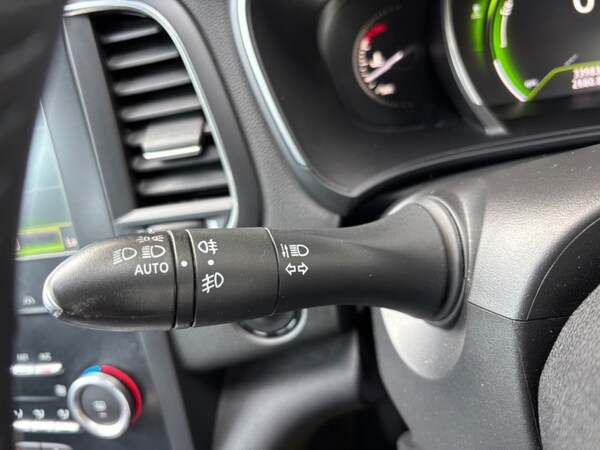 Used Renault Megane 2017 for sale - 74997046: Photo 24