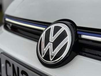 Used Volkswagen Golf 2025 for sale - 76577005: Photo