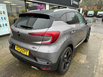 Used Renault Captur 2023 for sale - 77327567: Photo