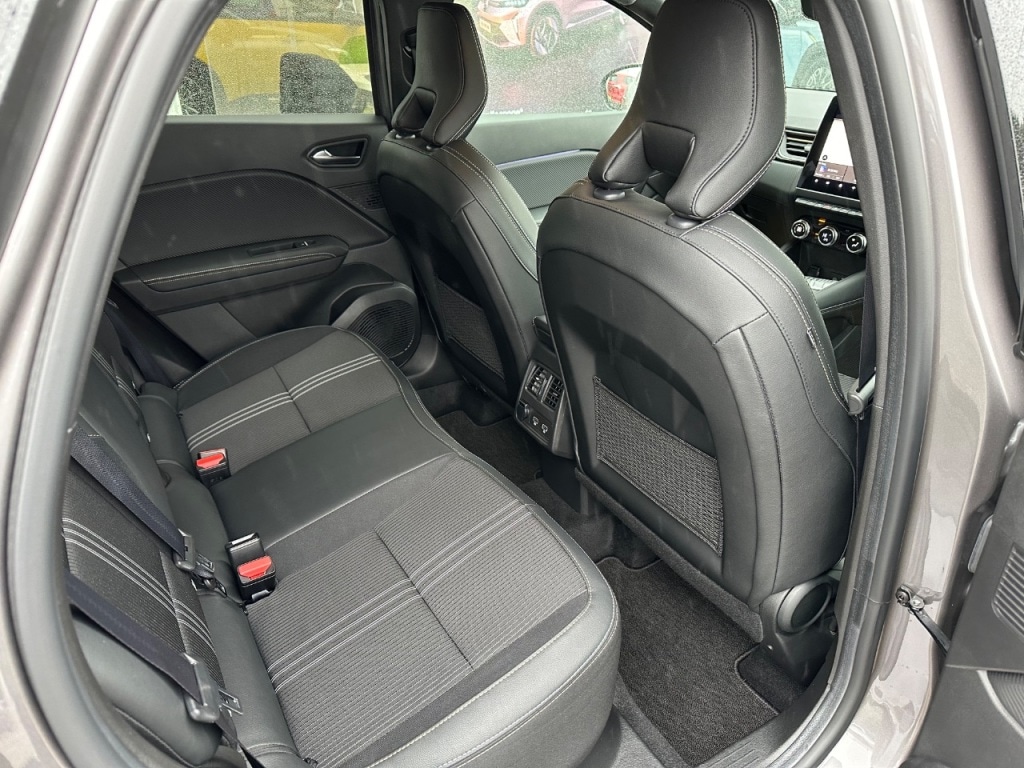 Used Renault Captur 2023 for sale - 77327567: Photo 7