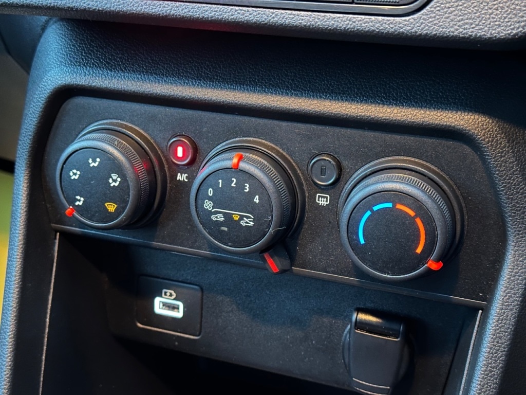 Used Dacia Sandero Stepway 2022 for sale - 76777128: Photo 23