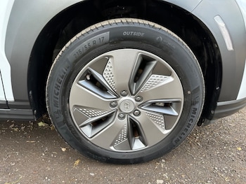 Used Hyundai KONA 2020 for sale - 76235199: Photo