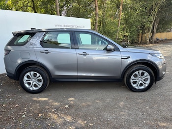 Used Land Rover Discovery Sport 2020 for sale - 78979957: Photo