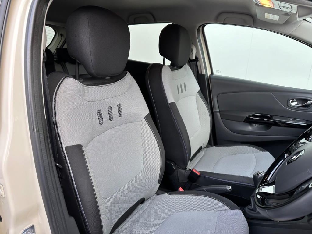 Used Renault Captur 2014 for sale - 76405784: Photo 8