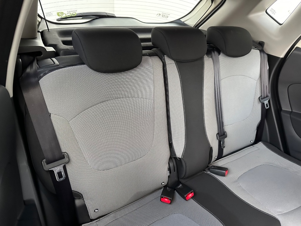 Used Renault Captur 2014 for sale - 76405784: Photo 9