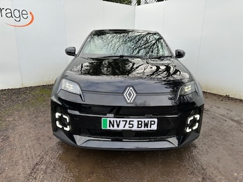 Used Renault 5 2025 for sale - 76949528: Photo
