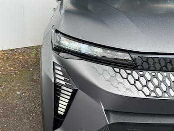 Used Renault Scenic E-Tech 2024 for sale - 79449447: Photo