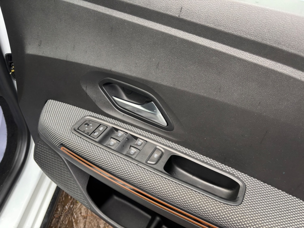 Used Dacia Sandero Stepway 2022 for sale - 76495661: Photo 16