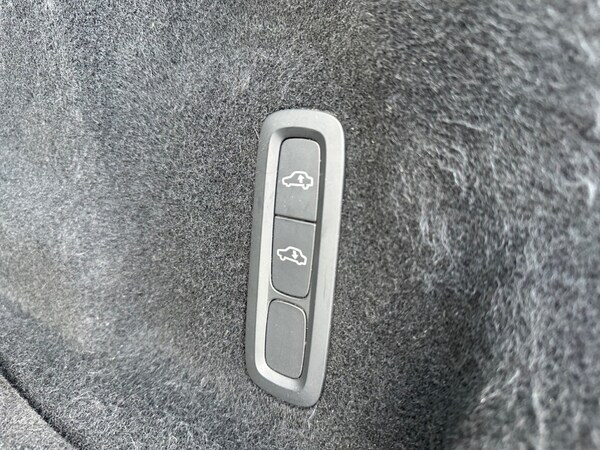 Used Volvo XC60 2020 for sale - 75370137: Photo 16