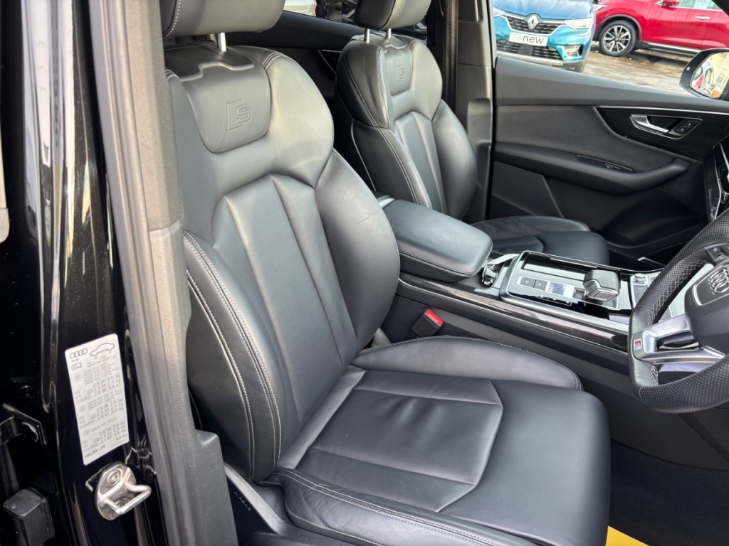 Used Audi Q7 2023 for sale - 76363170: Photo 16