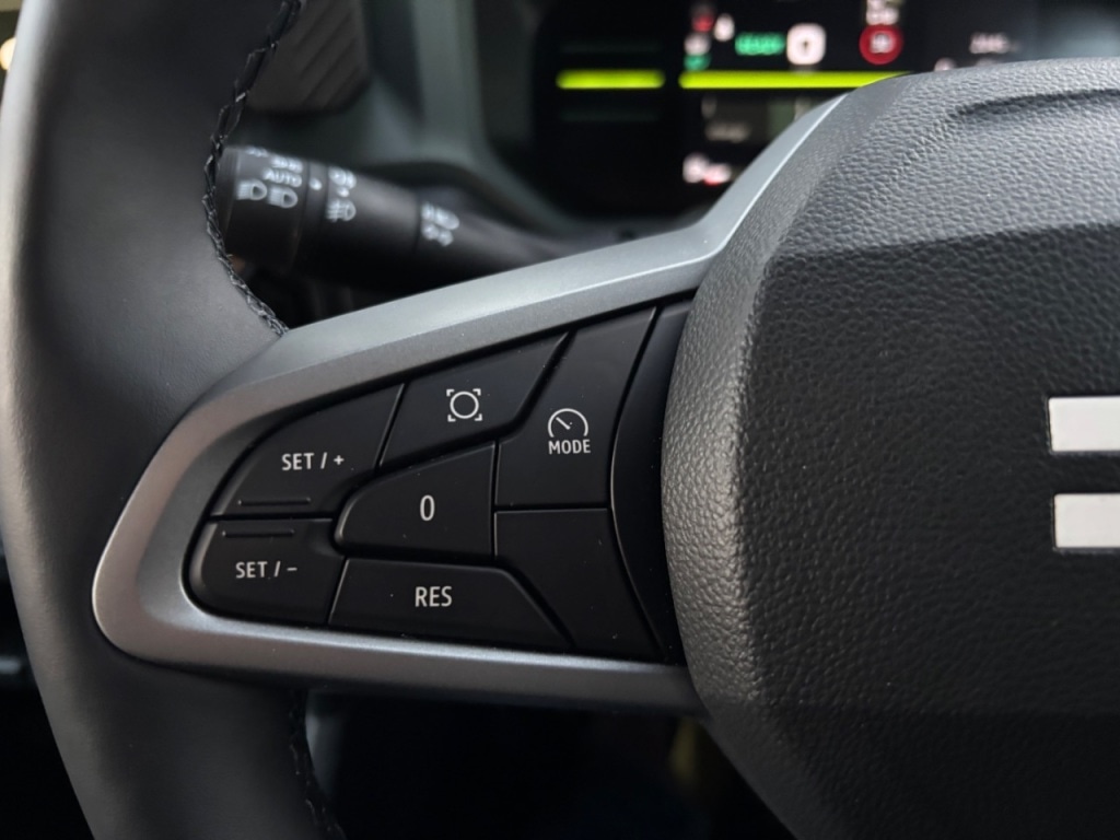 Used Dacia Duster 2025 for sale - 76949518: Photo 25