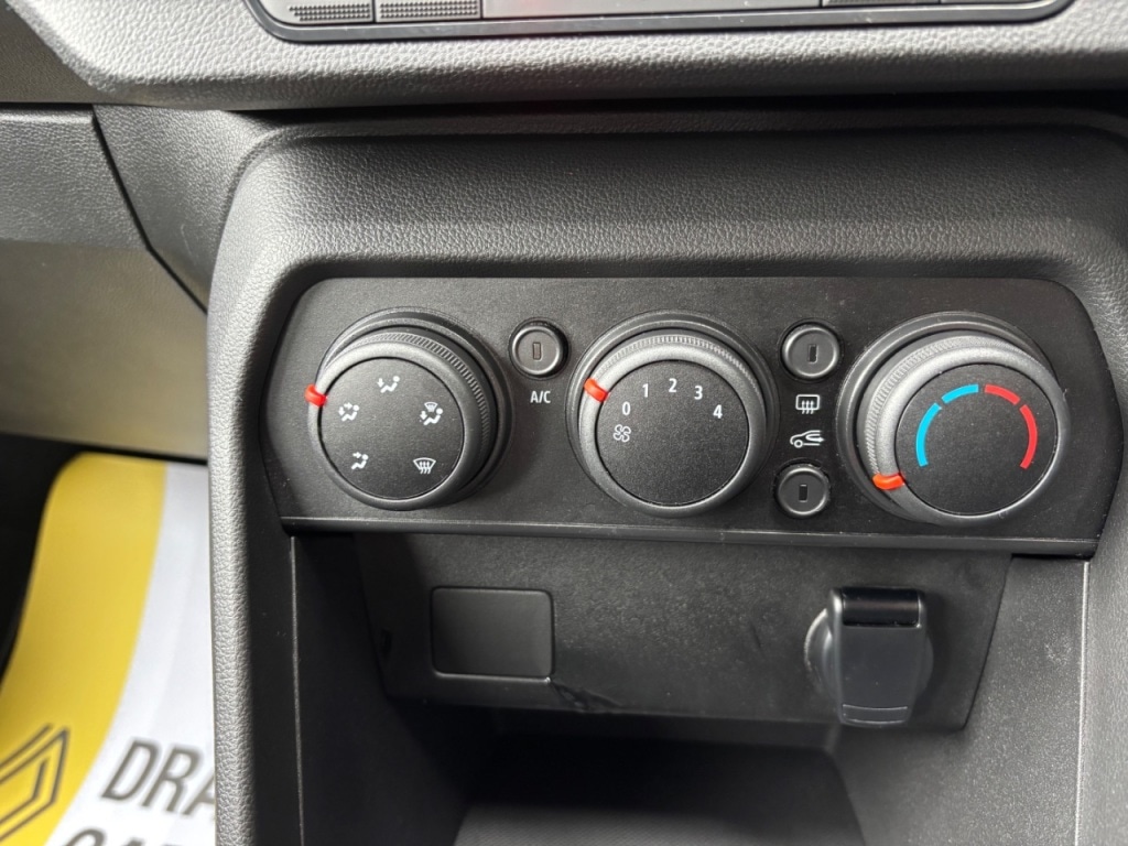 Used Dacia Sandero 2021 for sale - 76105200: Photo 25