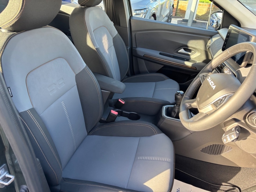 Used Dacia Sandero Stepway 2024 for sale - 76481237: Photo 14