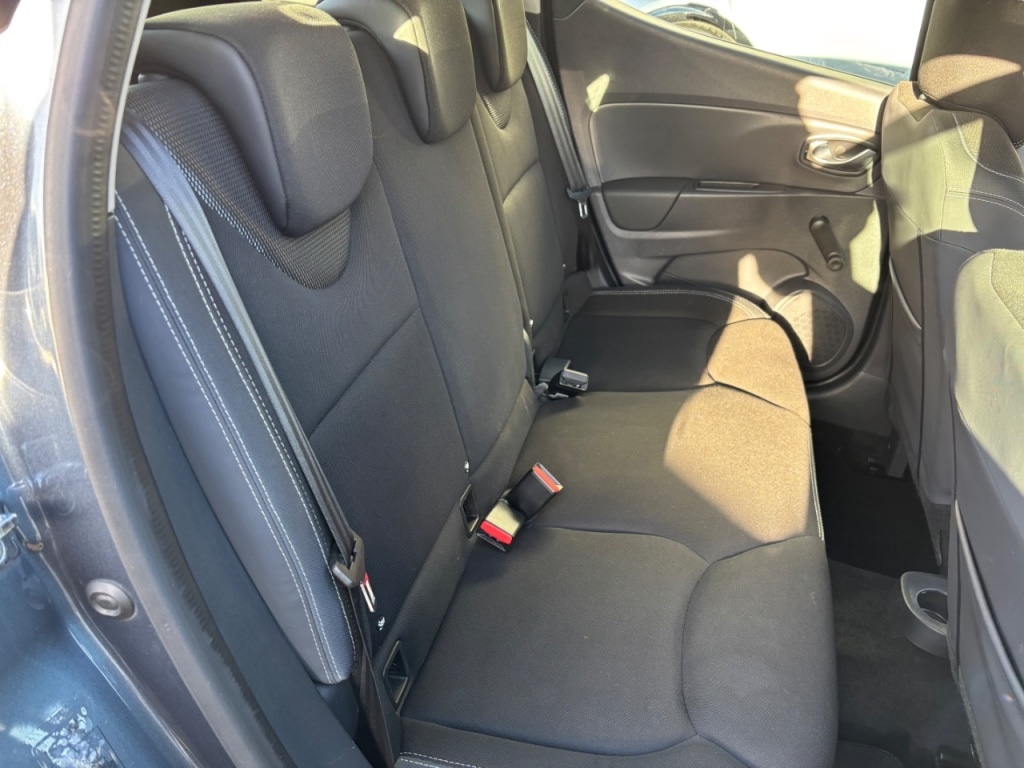 Used Renault Clio 2017 for sale - 76697959: Photo 18