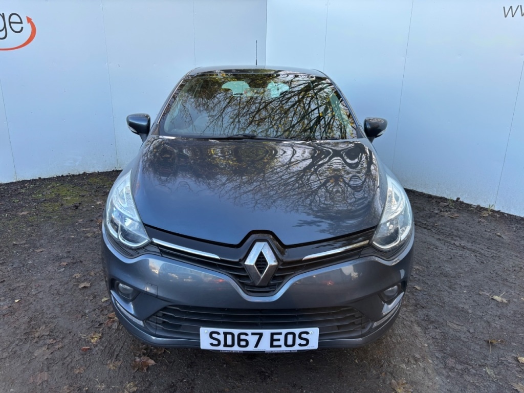 Used Renault Clio 2017 for sale - 76697959: Photo 2