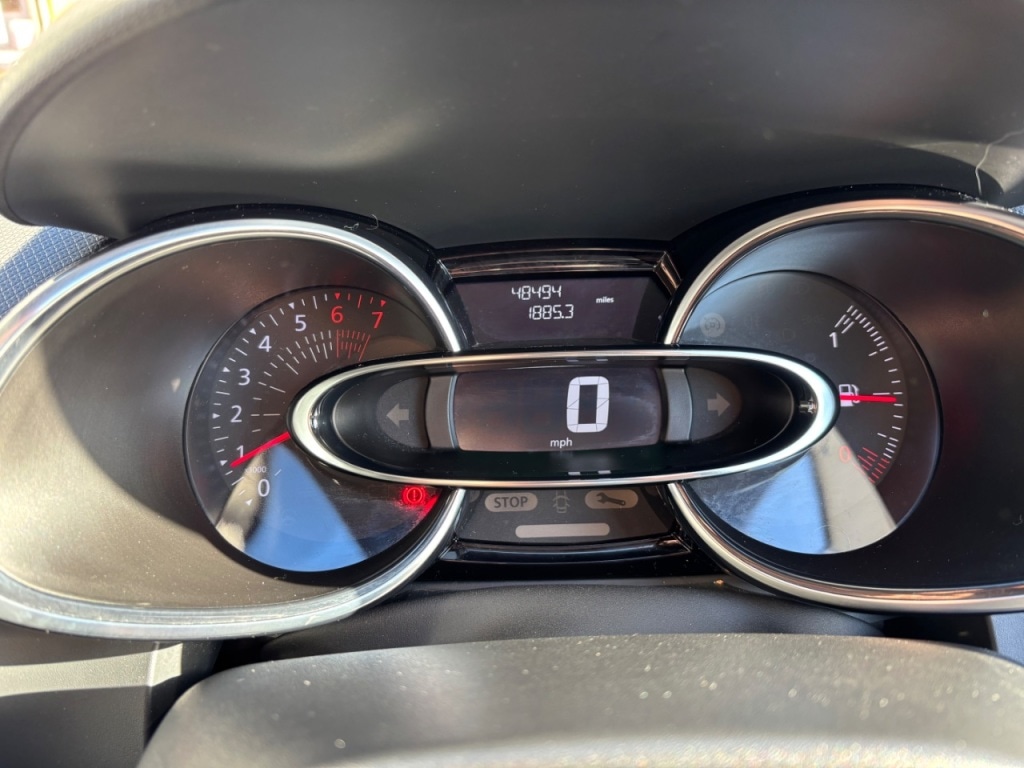 Used Renault Clio 2017 for sale - 76697959: Photo 22