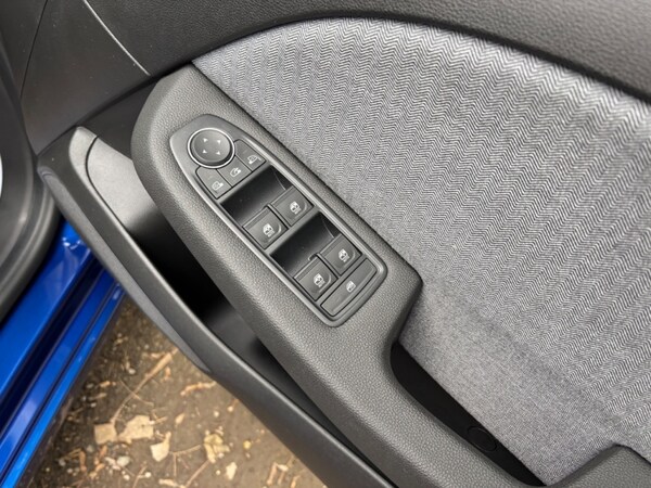 Used Renault Clio 2024 for sale - 76303209: Photo 15