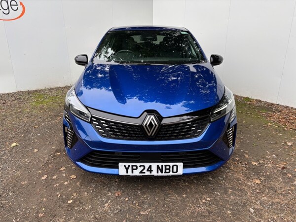 Used Renault Clio 2024 for sale - 76303209: Photo 2