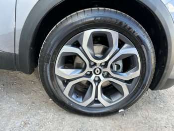 Used Renault Captur 2024 for sale - 74692430: Photo