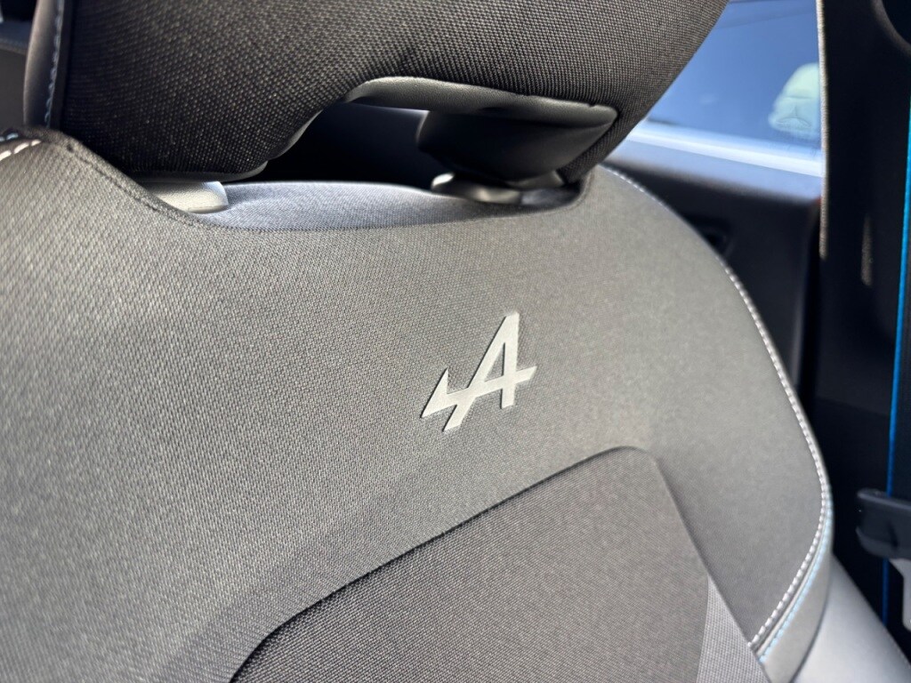 Used Renault Other 2024 for sale - 77341140: Photo 18