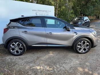Used Renault Captur 2023 for sale - 78764602: Photo