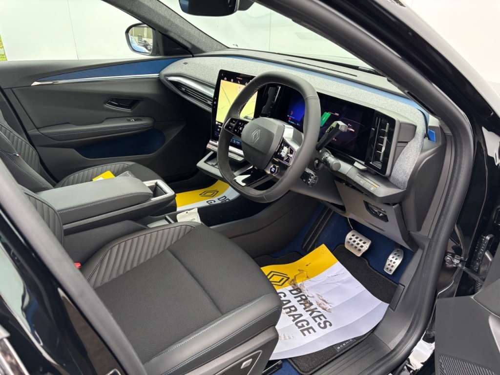 Used Renault Scenic E-Tech for sale - 77262492: Photo 14