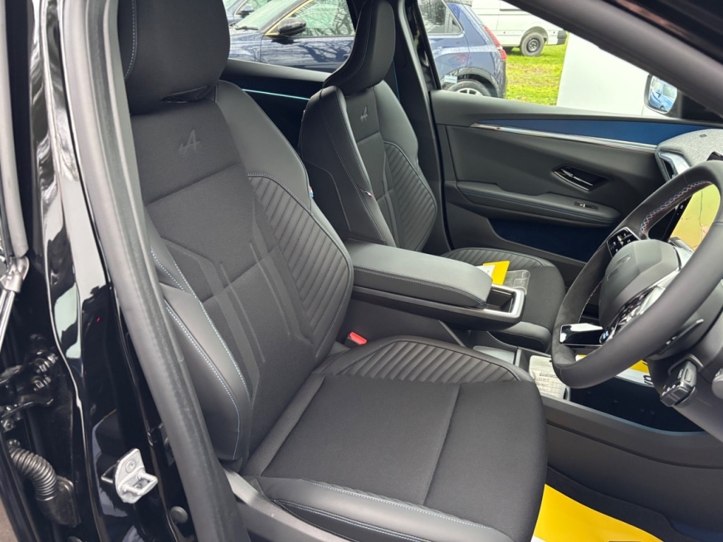 Used Renault Scenic E-Tech for sale - 77262492: Photo 15