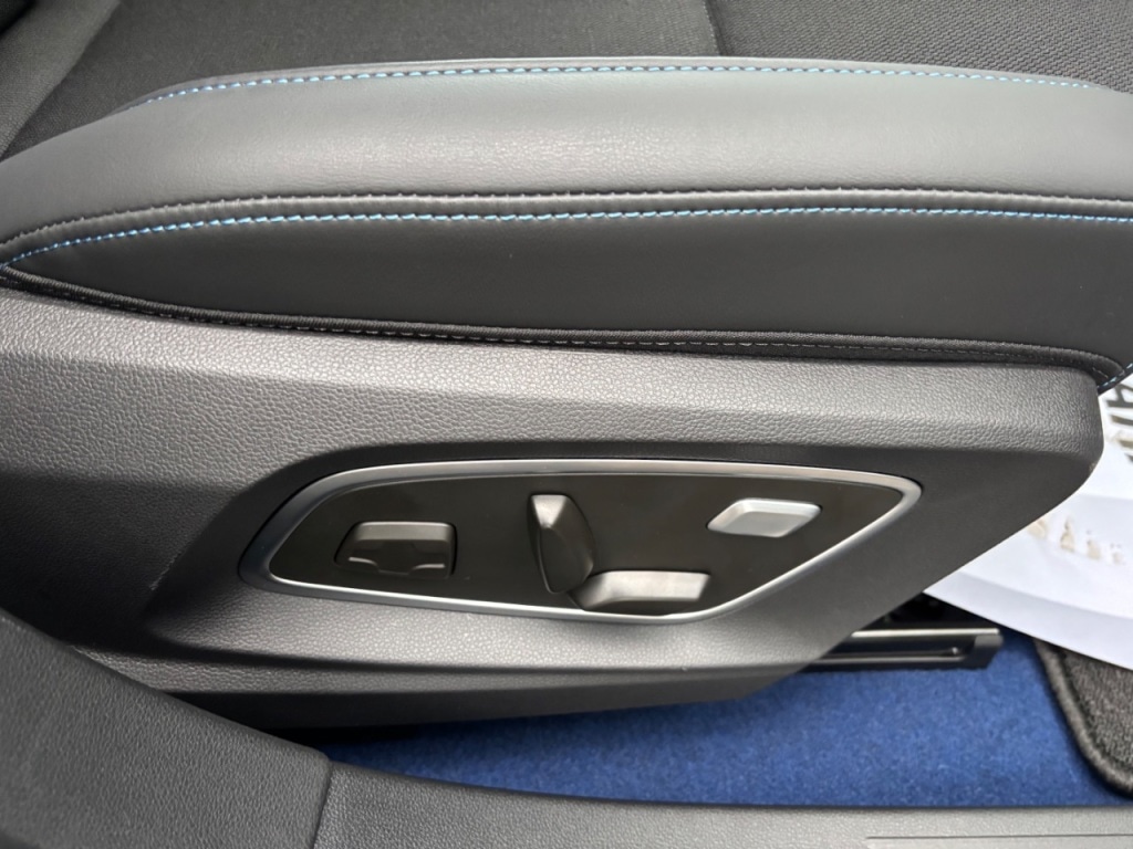 Used Renault Scenic E-Tech for sale - 77262492: Photo 17