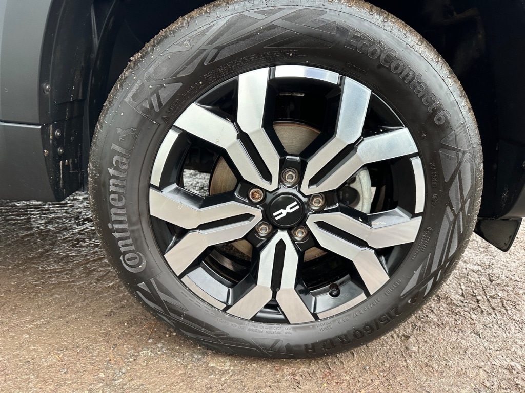 Used Dacia Duster 2023 for sale - 76949519: Photo 2