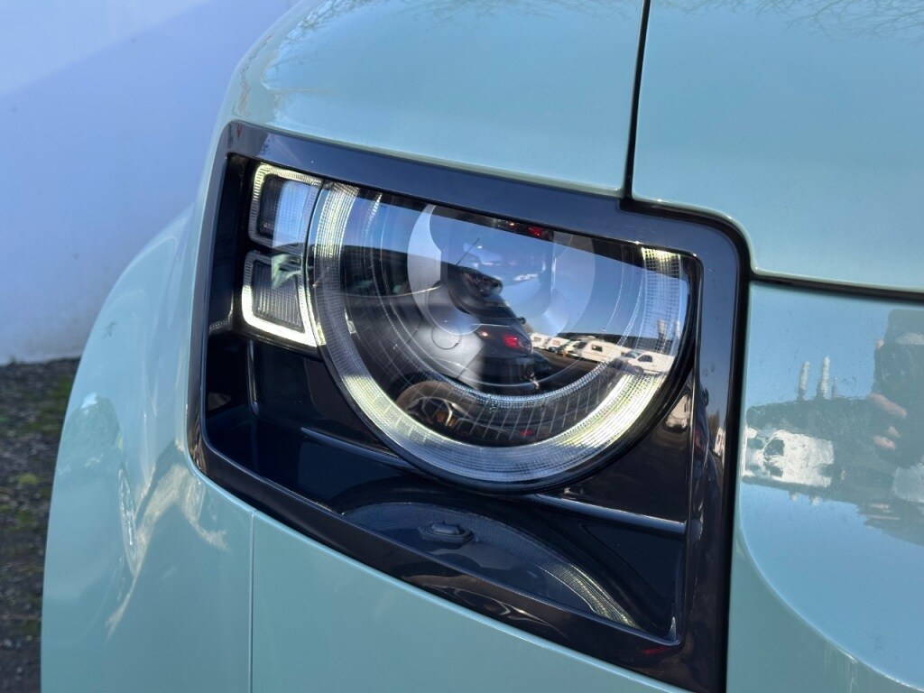 Used Land Rover Defender 2023 for sale - 77533752: Photo 10