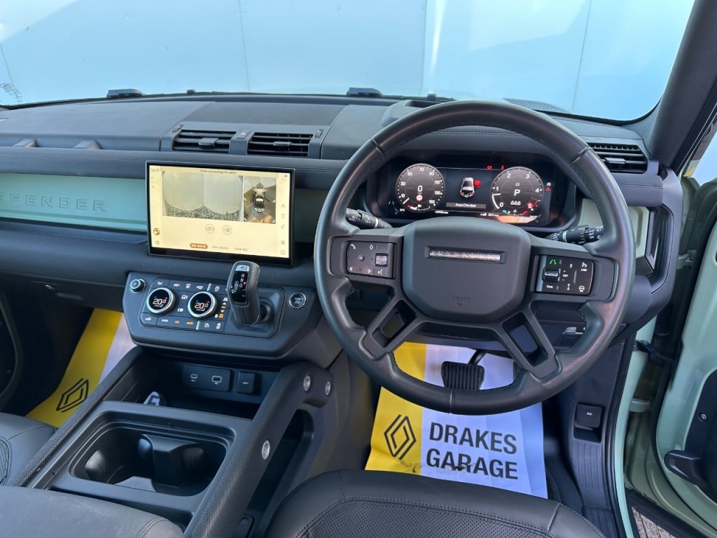 Used Land Rover Defender 2023 for sale - 77533752: Photo 17