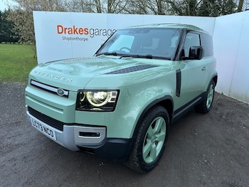 Used Land Rover Defender 2023 for sale - 77533752: Photo