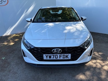 Used Hyundai i20 2021 for sale - 77990248: Photo
