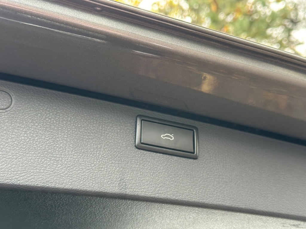 Used Volkswagen Caravelle 2020 for sale - 76367111: Photo 19