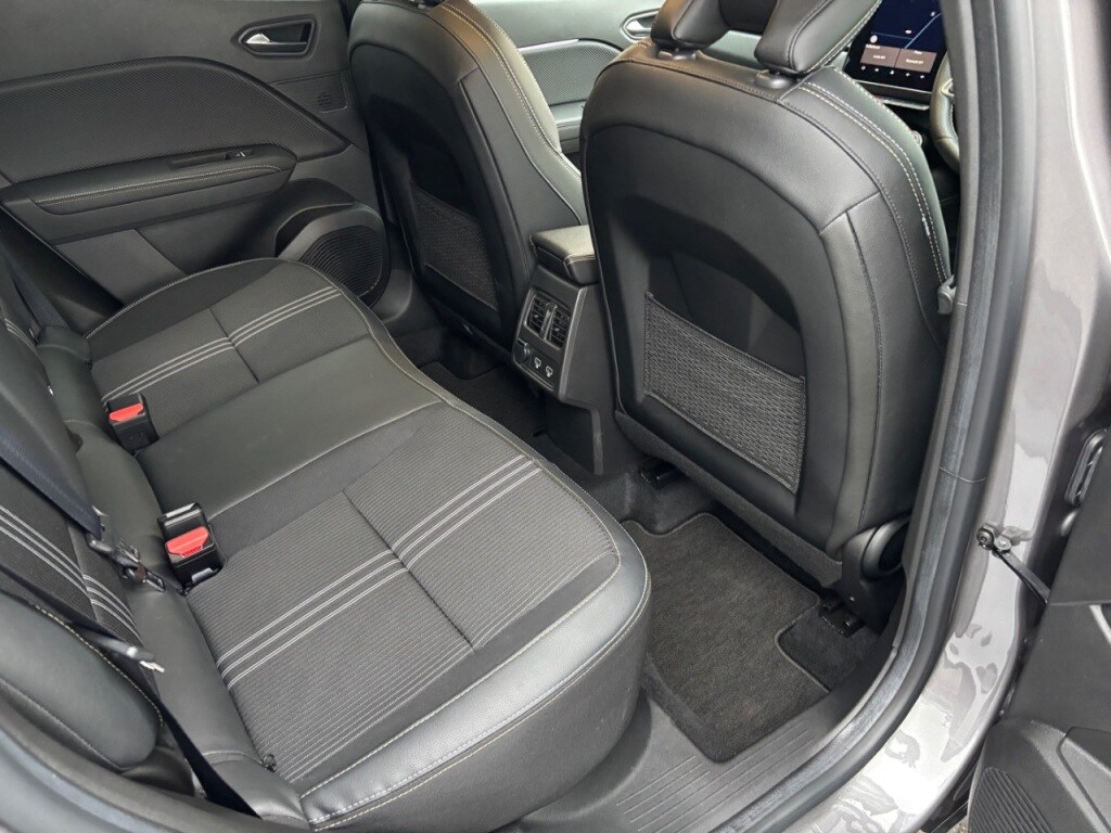 Used Renault Captur 2023 for sale - 76481227: Photo 13