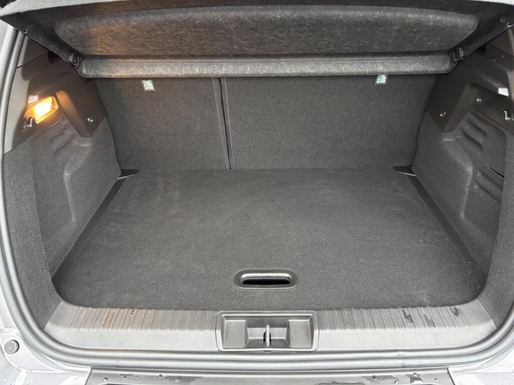 Used Renault Captur 2023 for sale - 76481227: Photo 18