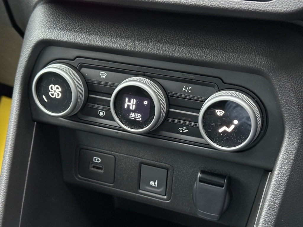 Used Dacia Sandero Stepway 2024 for sale - 77779532: Photo 24