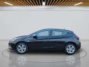 Used Vauxhall Astra 2017 for sale - 74830169: Photo