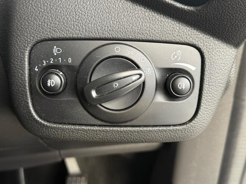 Used Ford C-Max 2016 for sale - 76302735: Photo 22