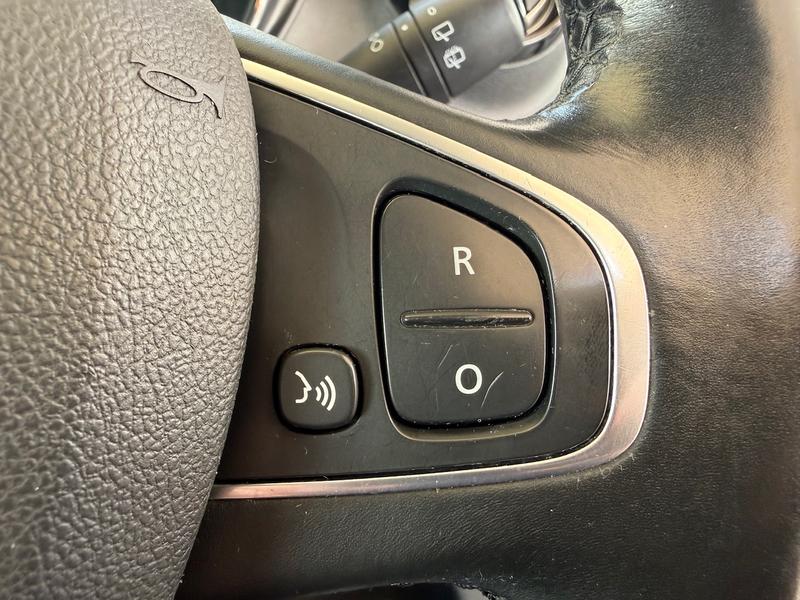 Used Renault Captur 2017 for sale - 76332656: Photo 15
